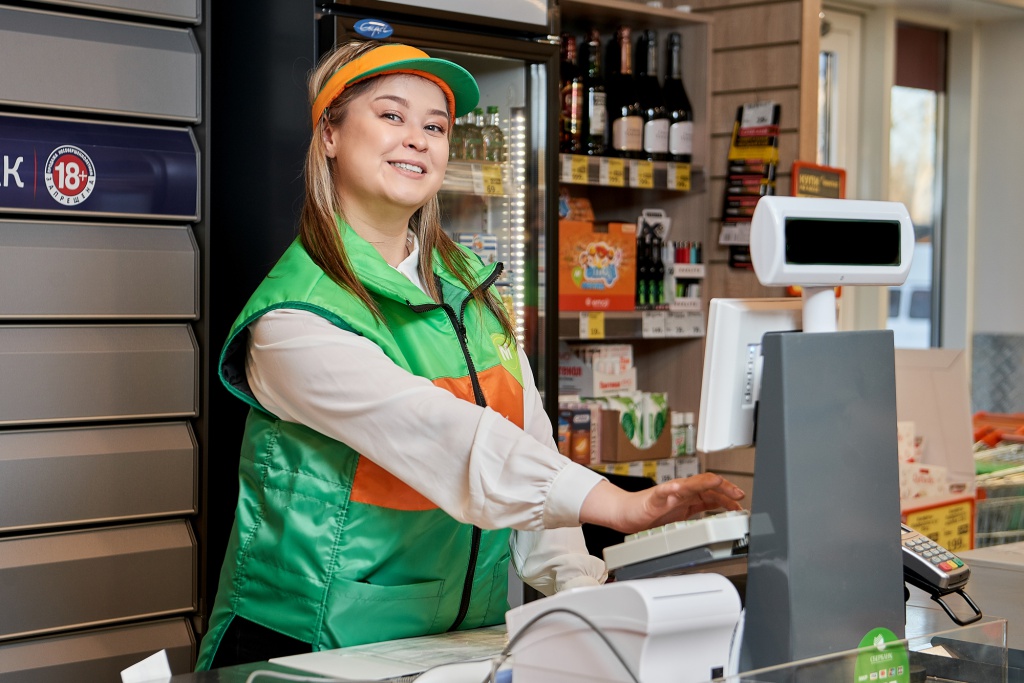 Продавец-универсал